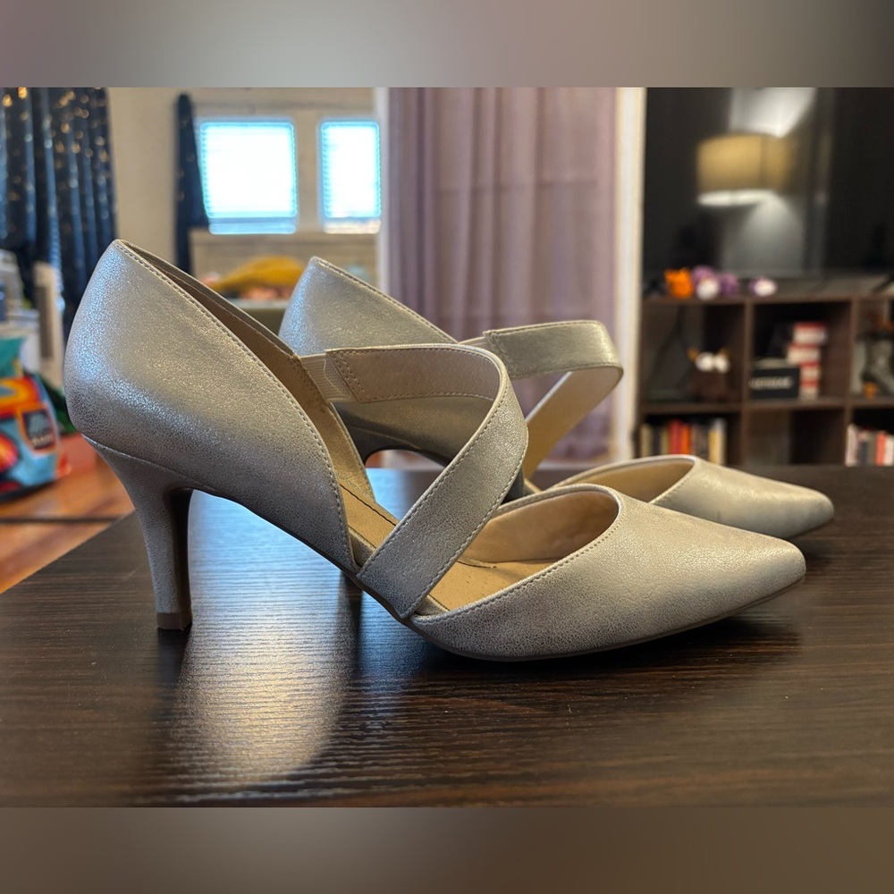 LifeStride Women's Suki Pumps